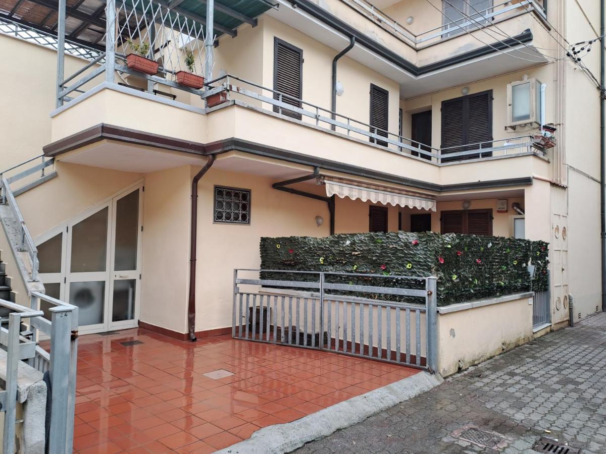 La Casa In Passeggiata - Seancity Viareggio Exterior foto